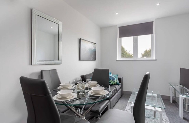 Charming 1 Bed Apartment in Leeds