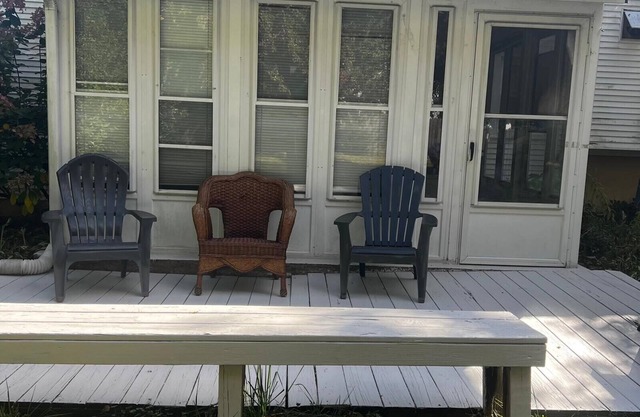 Charming 1-bedroom in welcoming West Hartford with WiFi, AC