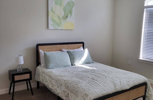 Charming 1-bedroom apartment with WiFi, fitness room in Cedar Park
