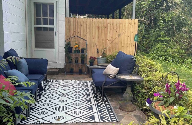 Charming 1-bedroom apartment in Lynchburg near LU and hospitals
