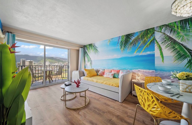 Charming 1-bedroom apartment in beautiful Honolulu with WiFi, AC