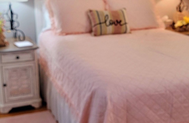 Charming 1-bedroom apartment with WiFi and AC in peaceful McMinnville.
