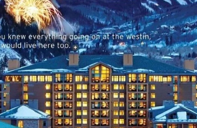 Charming 1-bedroom villa in Avon during peak leaf peeping season.