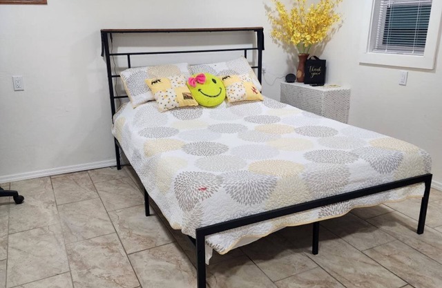 Charming 2 bed studio with BREATH taking views