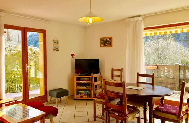 Charming 2-Bedroom Apartment with Terrace, Garden, Near Alpine Skiing - Villard-de-Lans