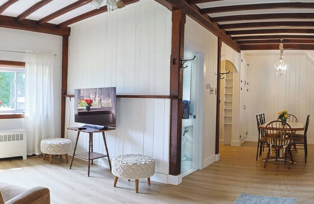 Charming 2-bedroom apartment with AC, WiFi in fantastic Andalusia
