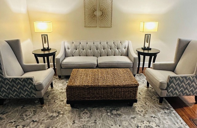 Charming 2-Bedroom Condo in Baton Rouge close to LSU and Downtown