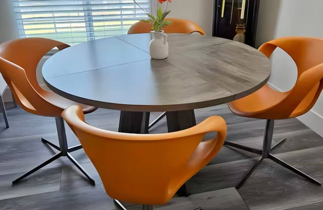 Charming 2-bedroom house in beautiful Los Angeles with AC