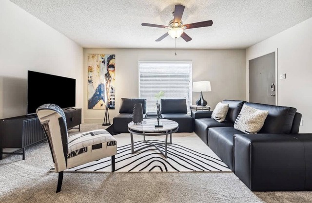 Charming 2BR 2BA Galleria Apartment Unit 223