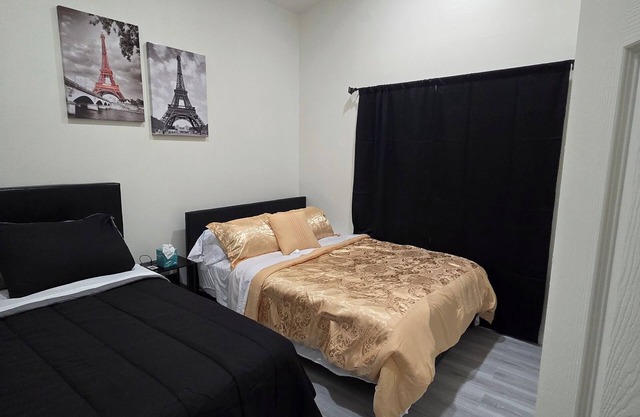 Charming 3-bedroom house with WiFi, fitness room in brilliant North Las Vegas