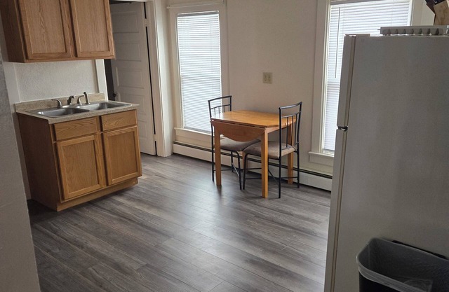 Charming 3-bedroom apartment with WiFi and AC in Bessemer