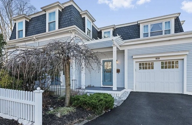 Charming 3-bedroom house with WiFi, AC in lovely Lexington