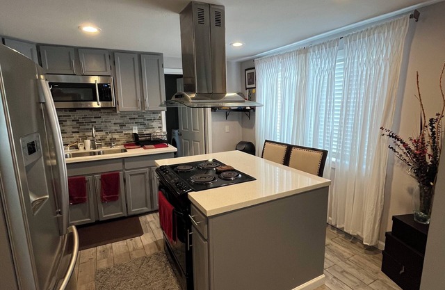 Charming 3-bedroom house in lovely Seattle with Wifi