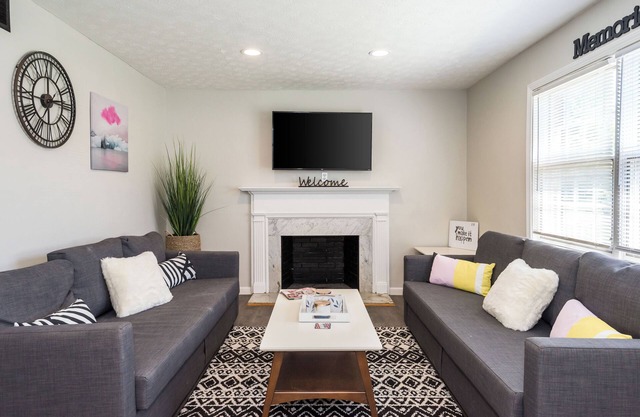 Charming 3-bedroom house in delightful Dayton with AC, WiFi