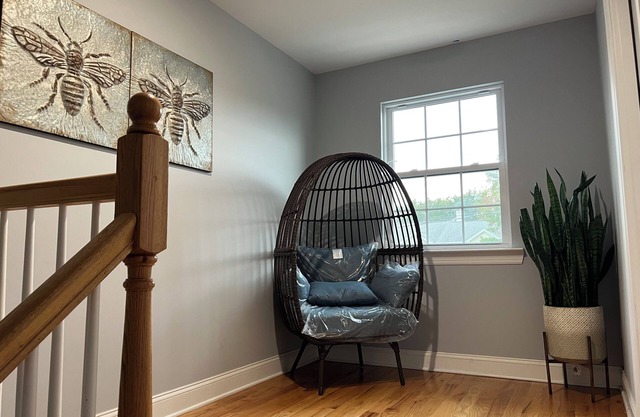 Charming 3-bedroom house in fabulous Newark with parking