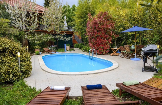 Charming 3-bedroom villa with private pool in gorgeous Dubravka