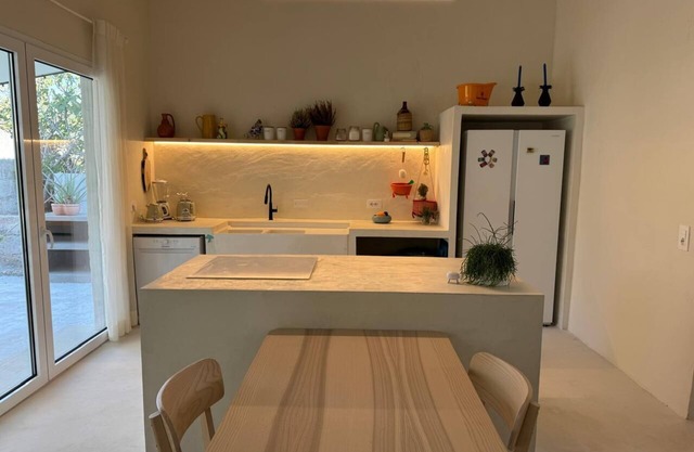 Charming 3-suite country house with AC, WiFi in the hart of Puglia.