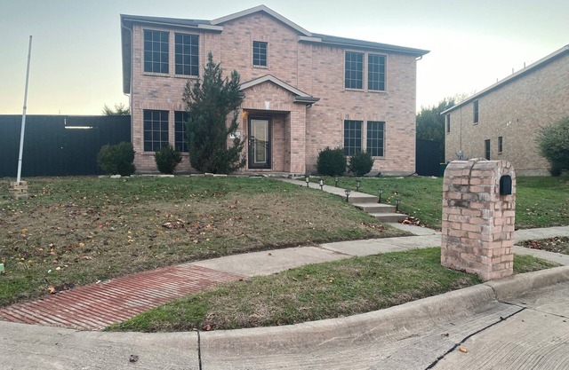 Charming 4-bedroom house with AC and WiFi in amazing Cedar Hill