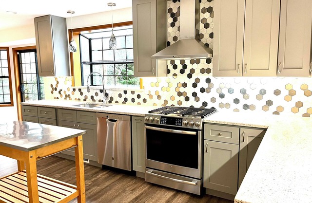 Charming 4-bedroom house with AC and WiFi in Redmond