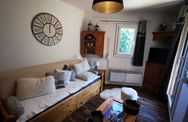 Charming apartment at slopes, Les 7 Laux