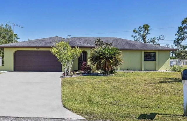 Charming and quiet retreat for your perfect getaway!
