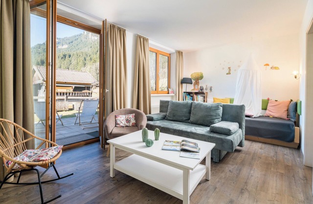 Charming apartment in a hotelbuilding.two bedrooms, mountain surrounding.