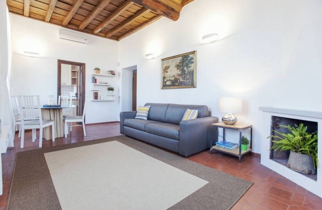 Charming apartment for 4 in the center of Trastevere