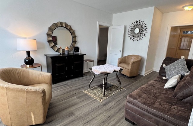 Charming apartment near Shaw/Columbia Heights and Metro