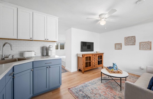 Charming Bungalow Near Harwich Port Beach