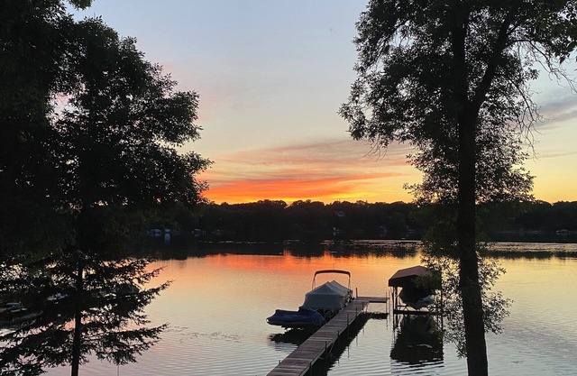 Charming cabin getaway just 1 hour from MPLS