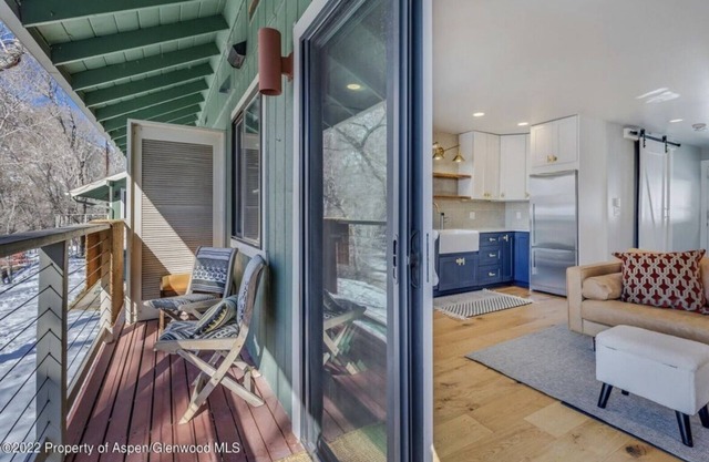 Charming Condo overlooking the Roaring Fork River in Old Snowmass