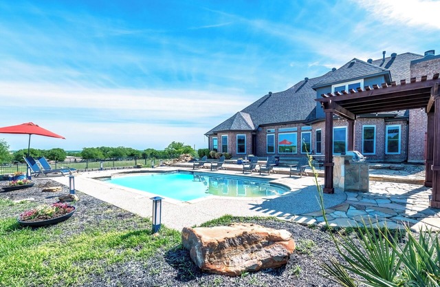 Charming farmhouse in Countryside with Pool & great views