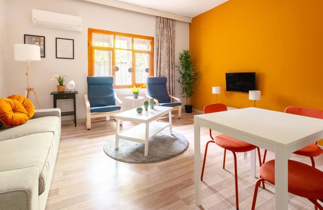 Charming Flat w Garden, 5 min to Beach in Kemer