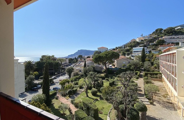 Charming 2-room apartment with sea and Monte Carlo views