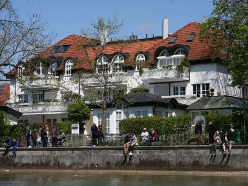Charming Holiday Home in Herrsching