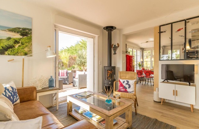 Charming house with private parking