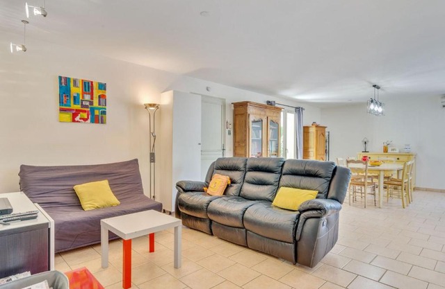 Charming Holiday Home in Barjols with Private Pool