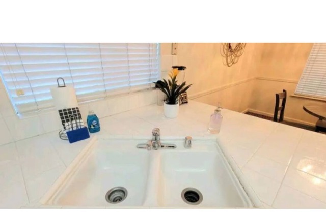 Charming Home for Professionals & Families