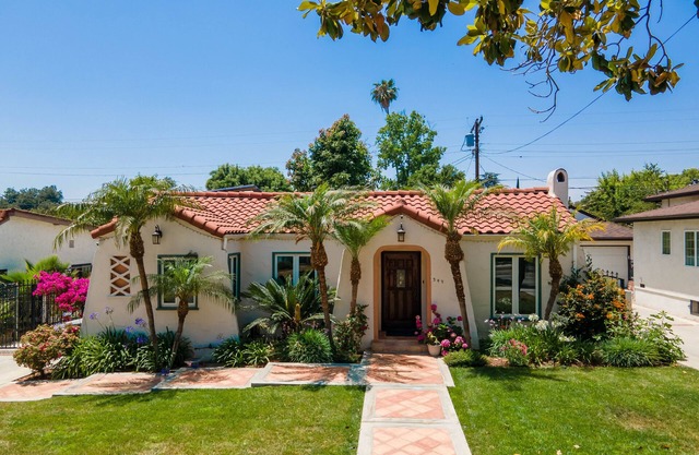 Charming Home in an Upscale Glendale Neighborhood