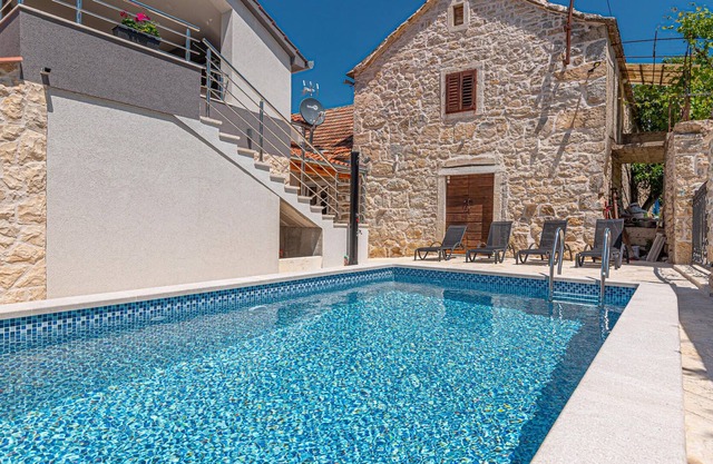 Charming house in a quiet area, very close to the Krka National Park.