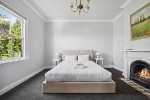 Charming House in Woolwich