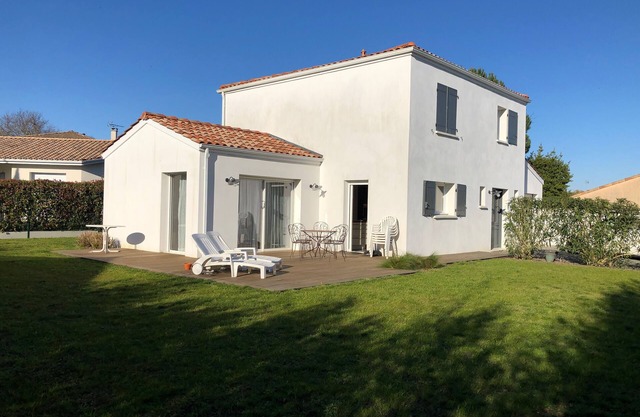 Charming house near Bordeaux