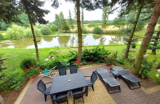 Charming House with a huge garden for your exclusive use. Pets friendly.