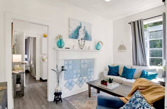 Charming Midtown Apt - Hannon Hideaway Unit A