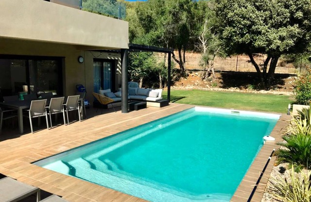 Charming new villa 3 km from the port of St Florent and the beaches