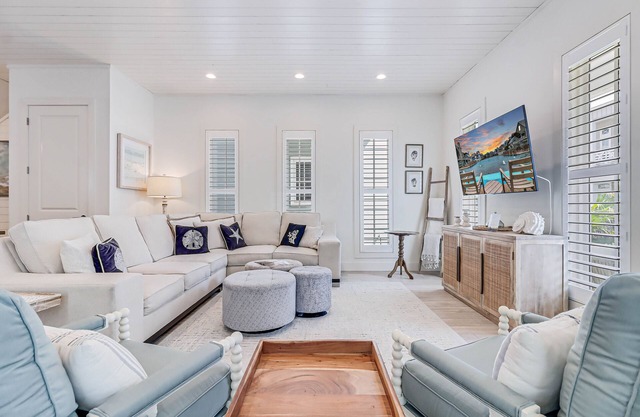 Charming Parkside Cottage@Cinnamon Shore North w/Easy Amenity Access!