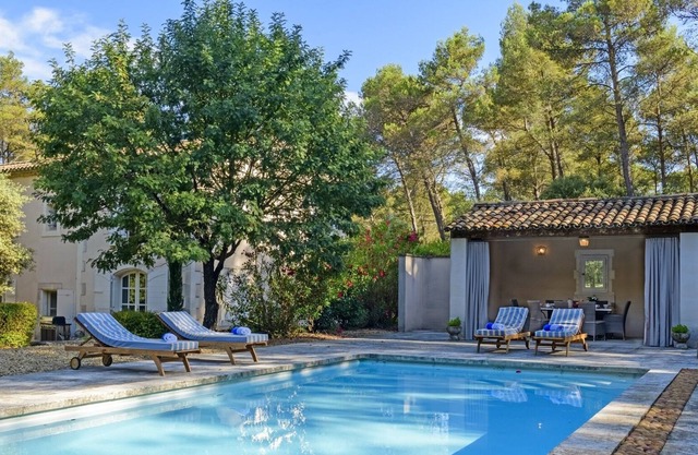 Charming Provencal mas with private pool