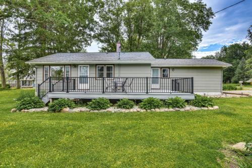 Charming Reading Home with Lake Views and Private Dock