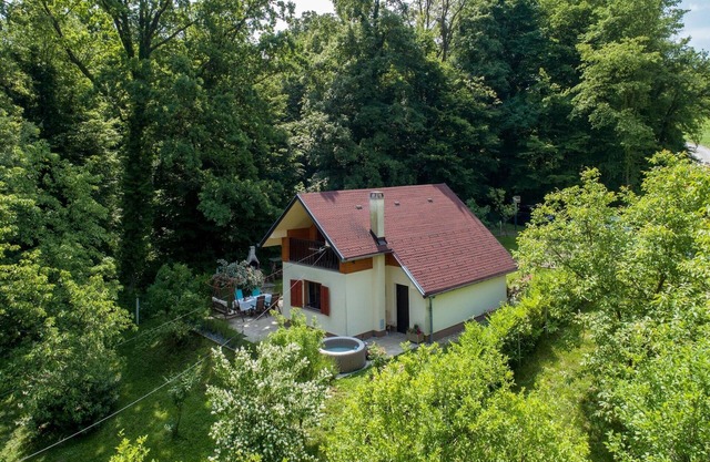 Charming Stay in Sveti Križ
