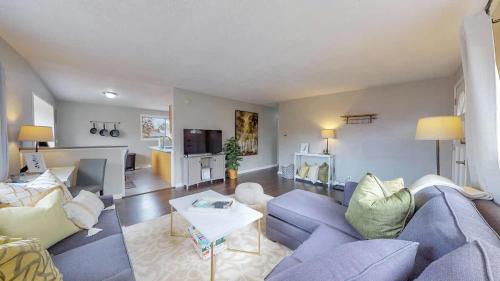 Charming Three Bedroom Home in Littleton